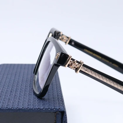 عینک برند CHROME HEARTS کد 181336