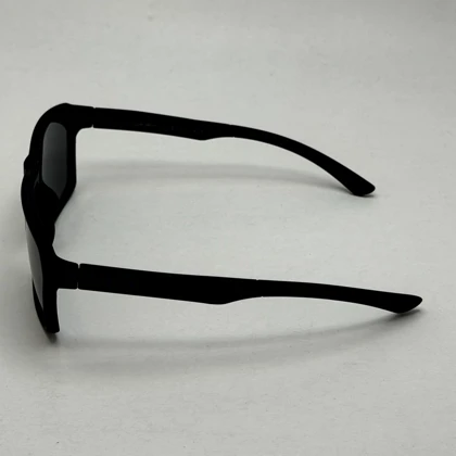 عینک اوکلی مستطیلی پلاریزه سبک OAKLEY آمریکایی مشکی کد WG83107