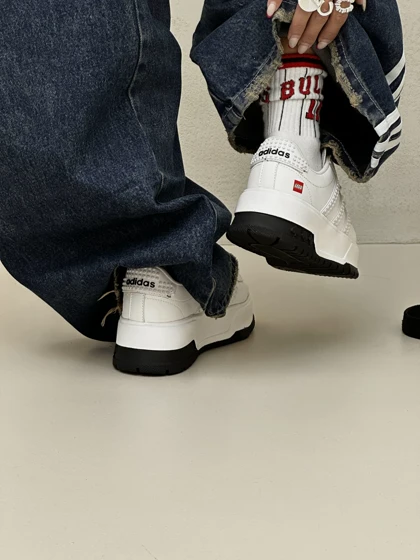 کتانی ADIDAS