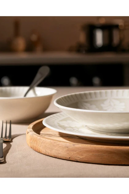 سرویس غذاخوری 24 تکه Madame Coco مدل Fortune Bone China - بژ