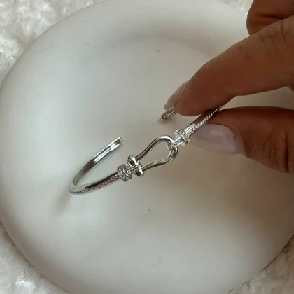بنگل امگا نقره ای