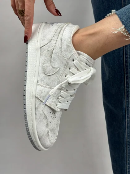 کتانی ایر جردن وان 4349