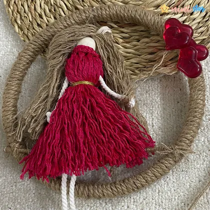 دیوار کوب مکرومه مدل دختر قلبی مناسب ولنتاین