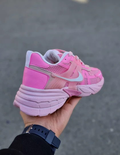 کتانی نایک وی تو کی صورتی / NIKE V2K