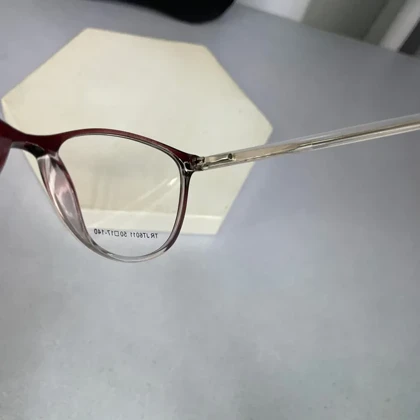 عینک طبی استات tomhill کد gt6011