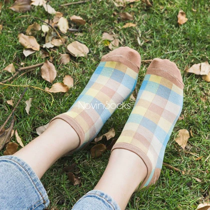 جوراب مچی طرح چارخونه رنگی رنگی