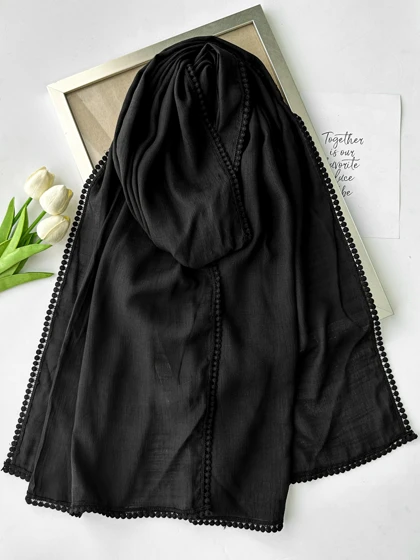 شال مشکی سکه ای