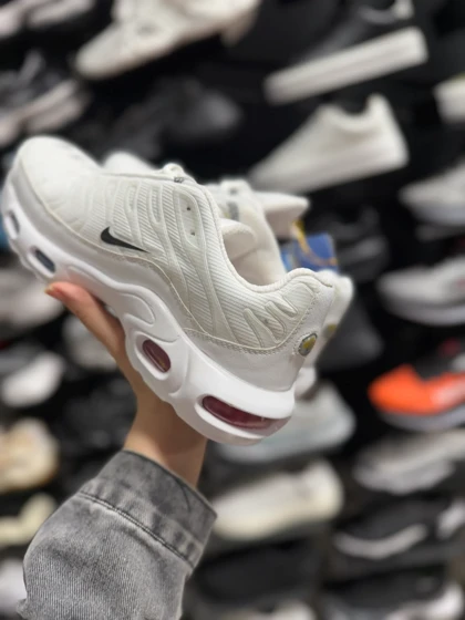 کتانی مردانه نایک ایرمکس تن ان