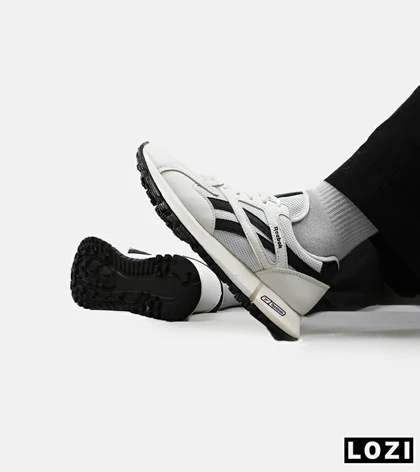 کفش کتانی مردانه و زنانه سفید مشکی Reebok