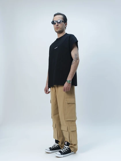 تاپ مدل بیسیک مشکی برند نات ور nutwear