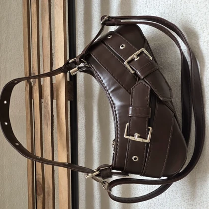 کیف پاس تک بند 1000