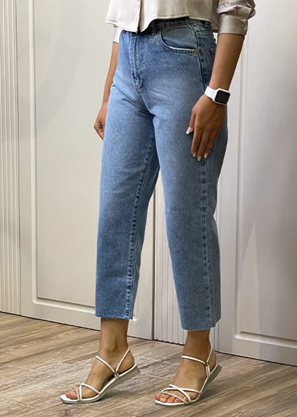 شلوار جین راسته لیزری آبی سنگ شور