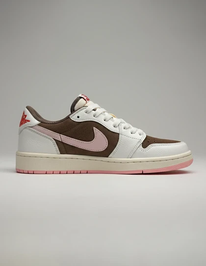 کفش روزانه زنانه نایکی Jordan 1 Low Travis Scott W