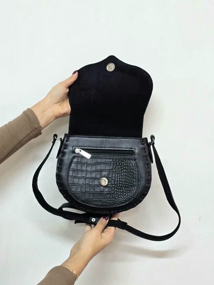 کیف چرم ترنج مشکی حاشیه ساده چرم اصل گاوی
