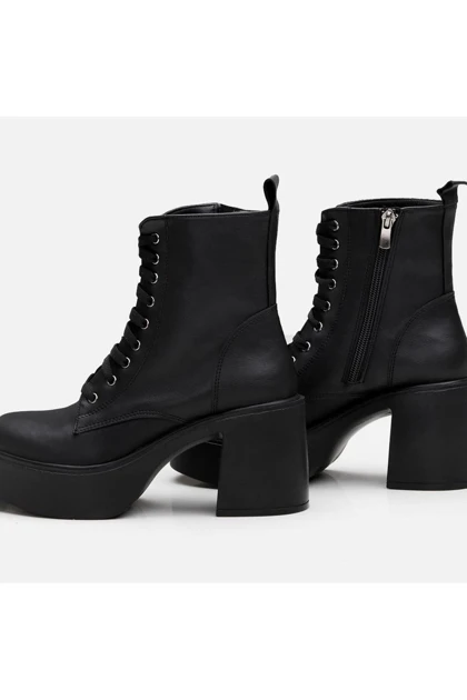 بوت و نیم بوت زنانه yaya-by-hotic yaya-by-hotic