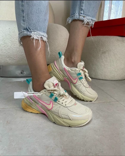 نایک وی تو کی ران Nike v2k run کد 603