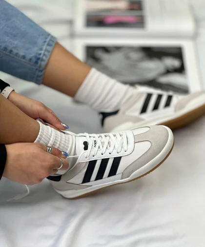 کتانی زنانه آدیداس استرا