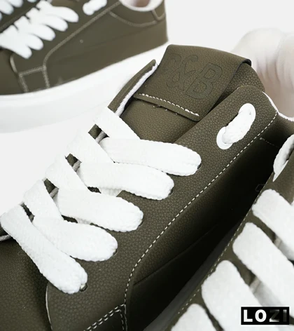 کفش اسنیکرزمردانه زیتونی PULL & BEAR مدل 7131