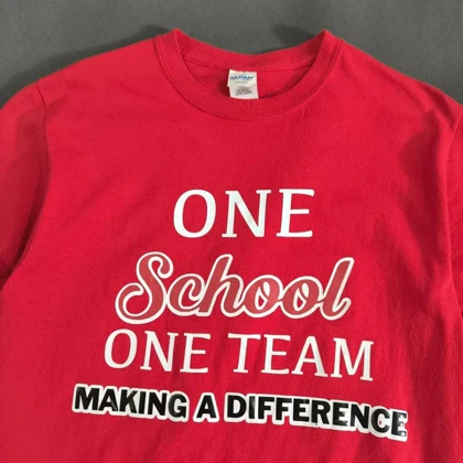 🧡 SIZE S-XS تیشرت اورجینال پسرانه و دخترانه برند معتبر Gildan مدل One school One team