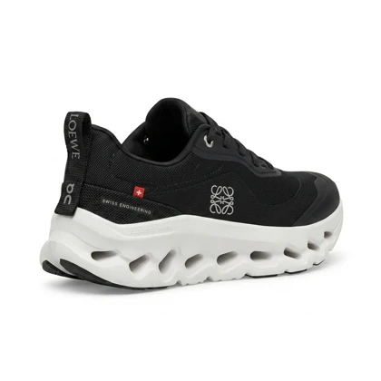 کفش رانینگ زنانه و مردانه On Running مدل Cloudtilt2