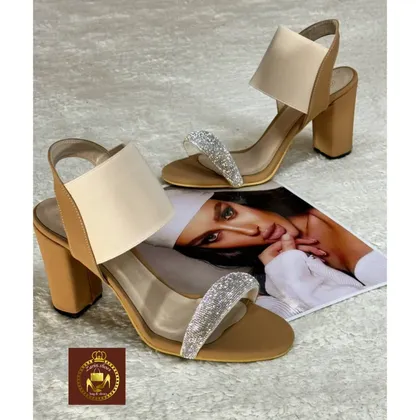 صندل مجلسی دور مچی پاشنه‌بلند 8 سانت نگینی زنانه