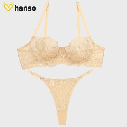 ست شورت و سوتین فنردار توری ژینا Jina طلایی