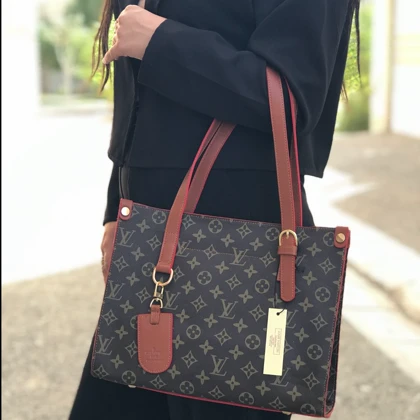کیف لویی ویتون بزرگ LV