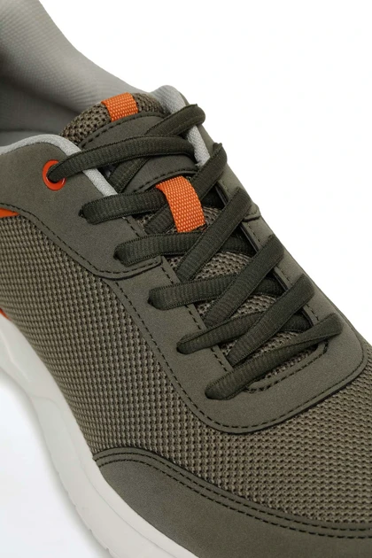 کتانی مردانه kinetix