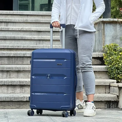 چمدان وارداتی مندوزا مدل MENDOZA - MDZ805 SERIES سری سه عددی (به همراه چمدان آرایشی هدیه)