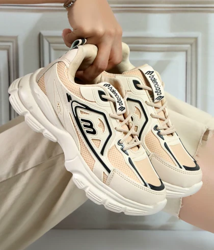 کفش اسپرت زنانه مدل Balenciaga کرمی