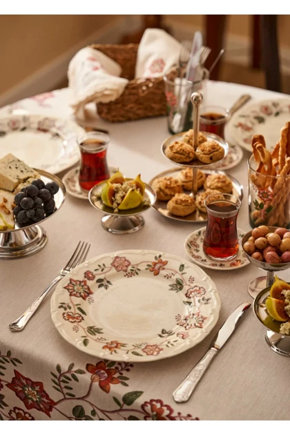 سرویس بشقاب چای Bella Maison مدل Grandma چینی