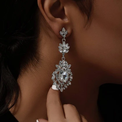 گوشواره دخترانه آویز جواهری