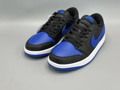 کتانی نایکی جردن1لو بلک رویال/Nike Air Jordan 1 low