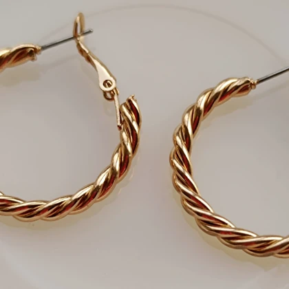 گوشواره کروسانی