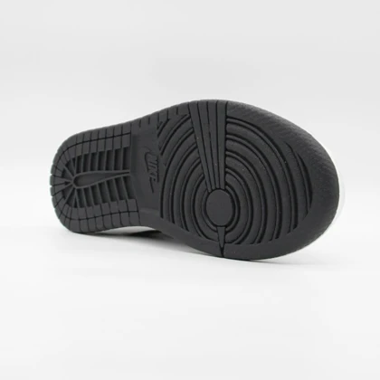 نایک ترویس سفید مشکی کد 6855