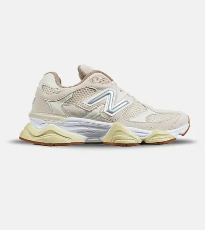 کفش کتانی زنانه کرم NEW BALANCE 9060