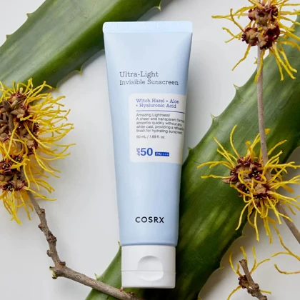 ضد آفتاب سبک و جذب سریع کوزارکس، COSRX مدل Ultra-Light SPF50 مناسب انواع پوست حجم 50 میلی‌لیتر