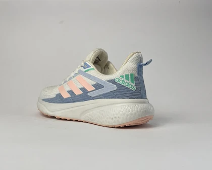 کفش ورزشی آدیداس کلود سفید