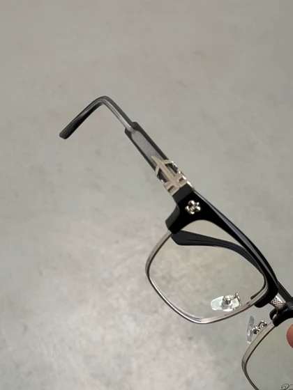 عینک ChromeHearts