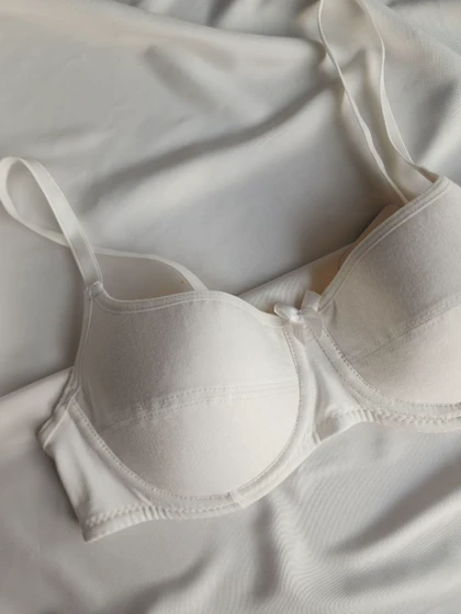 سوتین نخی ابرنازک فنردار هانکس ترکیه کد: 1479