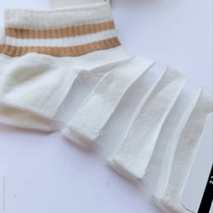 جوراب راه راه شیشه ای