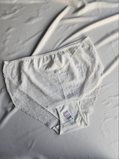 شورت نخ و دانتل هانکس ترک کد: 5786