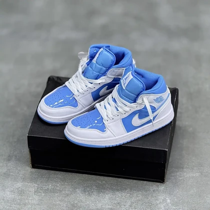 کفش نایک ایر جردن وان ساق‌دار لجند آبی Nike Air Jordan 1 High Legend Blue
