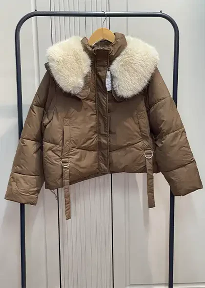 کاپشن یقه خزدار