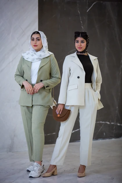 مانتو شلوار یقه انگلیسی دو دکمه