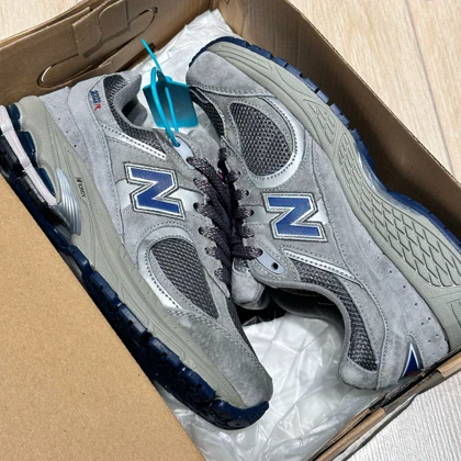 کفش روزمره مردانه نیوبالانس مدل 2002RA