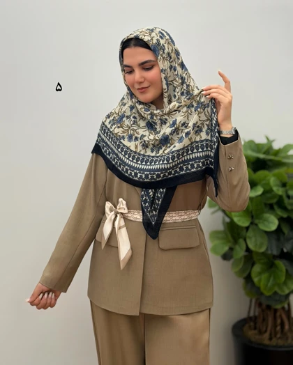 روسری پلیسه نخی مدل شانا