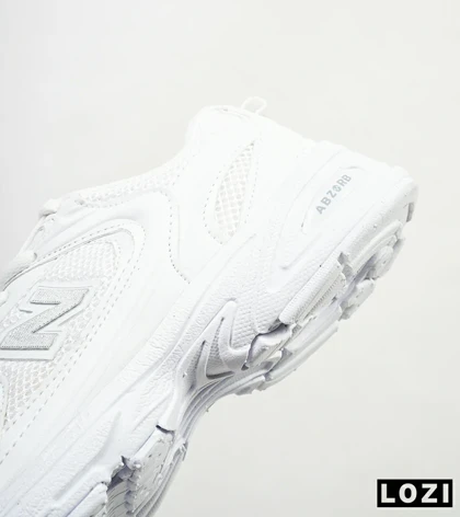 کفش کتانی مردانه و زنانه سفید NEW BALANCE 530