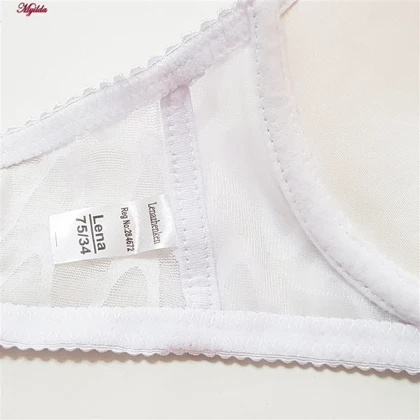 ست شورت و سوتین زنانه لنا مدل فنردار بند متحرک کاپ اسفنجی سفید کد 4959