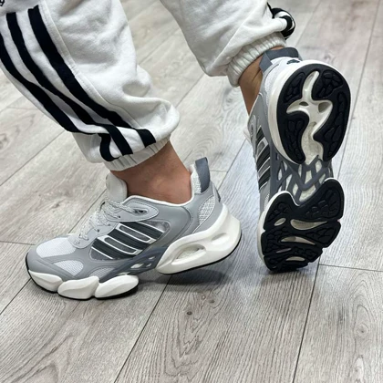 کتانی آدیداس ست مردانه زنانه اسپرت مدل climacool vento رنگ طوسی سفید